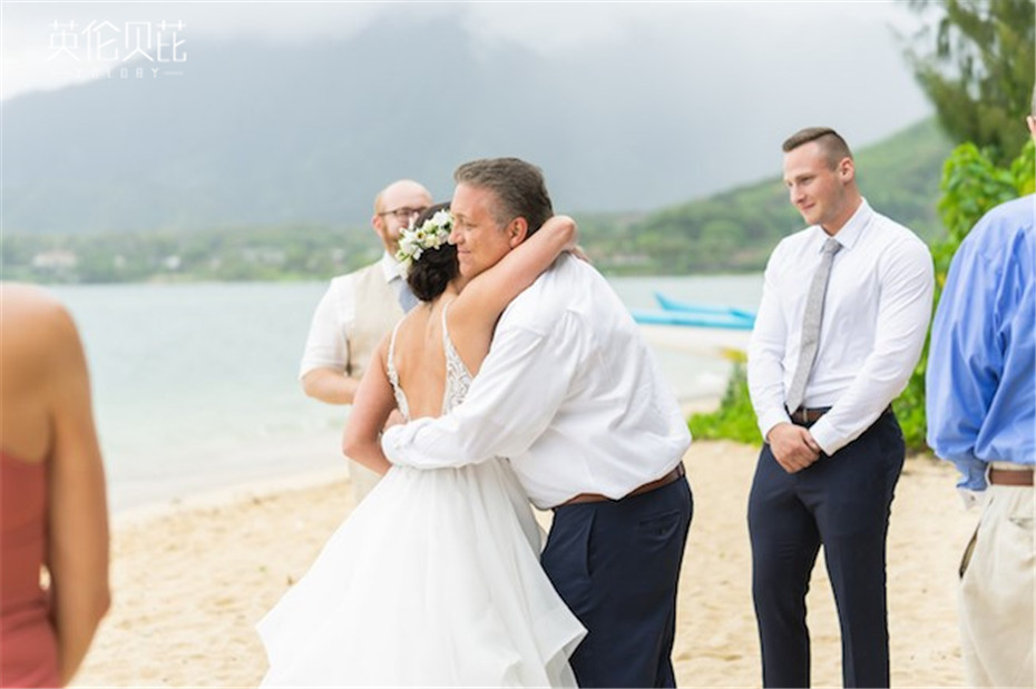 海滩上的私密婚礼